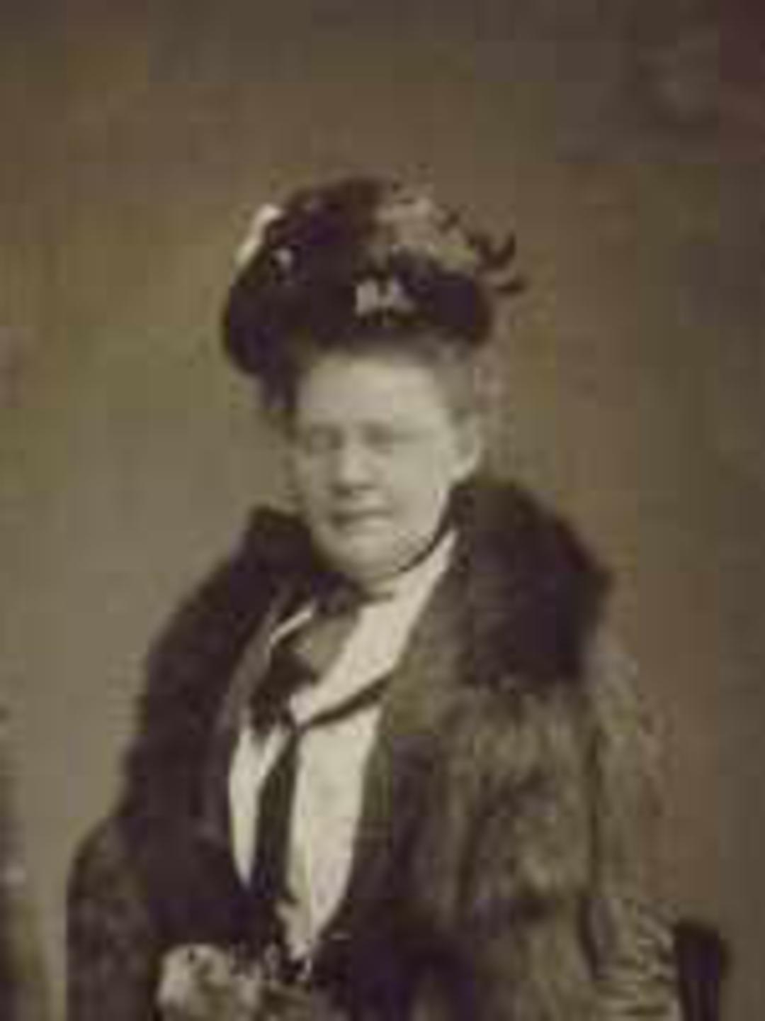 Caroline Larsen (1841 - 1923) Profile